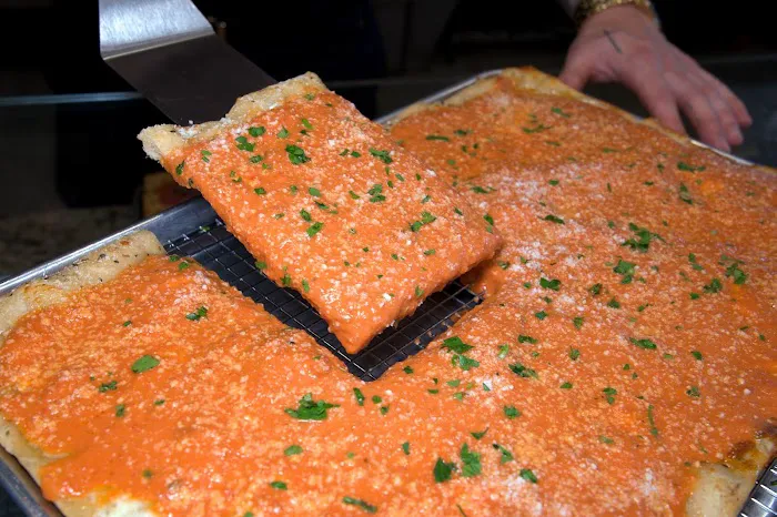 Napolini Pizzeria & Catering Picture 3