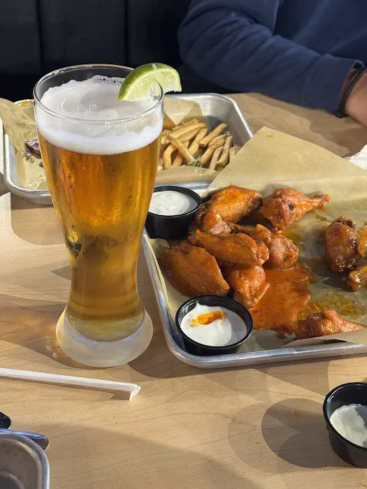 Buffalo Wild Wings Picture 4