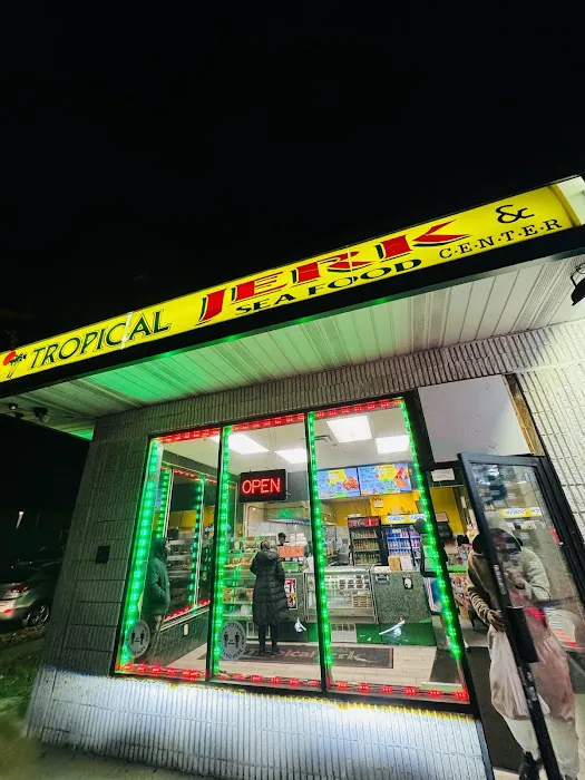 Tropical Jerk & Seafood Center Picture 3