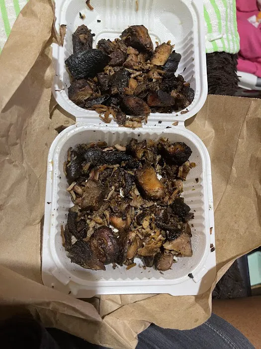 Tropical Jerk & Seafood Center Picture 7