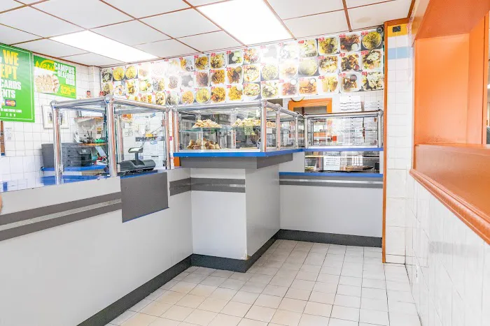 Campus Pizza Gyro Picture 2