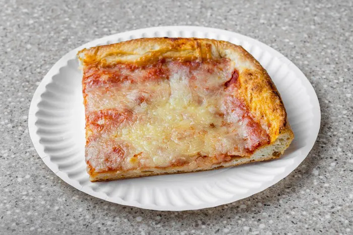 Campus Pizza Gyro Picture 1