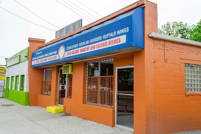 Campus Pizza Gyro Picture 3