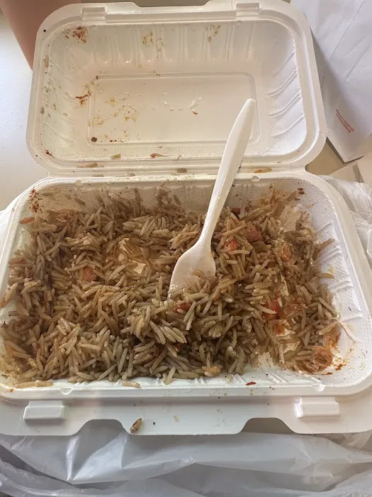 Hamza & Madina Halal Food Picture 5