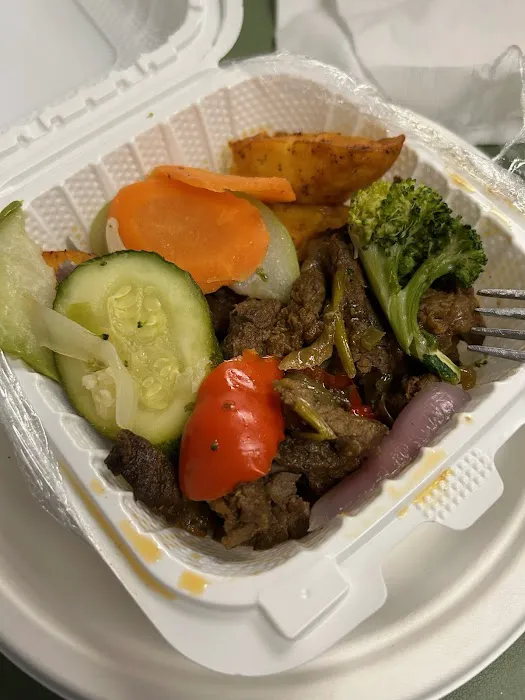 El Buen Sabor Deli Restaurant Picture 4