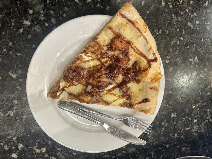 Phil's Pizzeria & Restaurant Picture 4