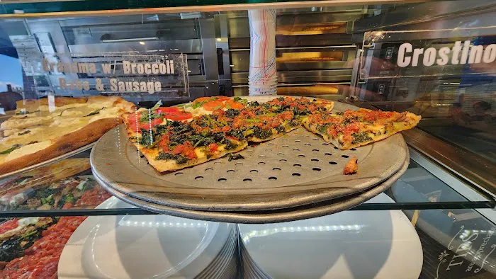 Umberto's Restaurant & Pizzeria Picture 3