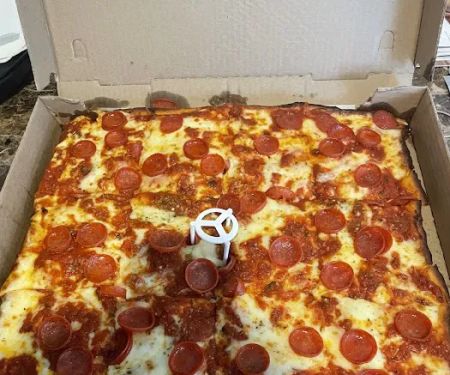 Umberto's Restaurant & Pizzeria