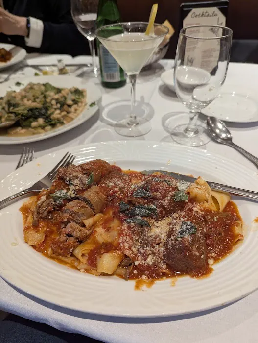 Umberto's Restaurant & Pizzeria Picture 4