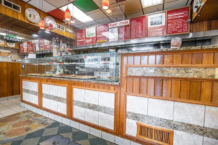 Super Pizza Picture 5