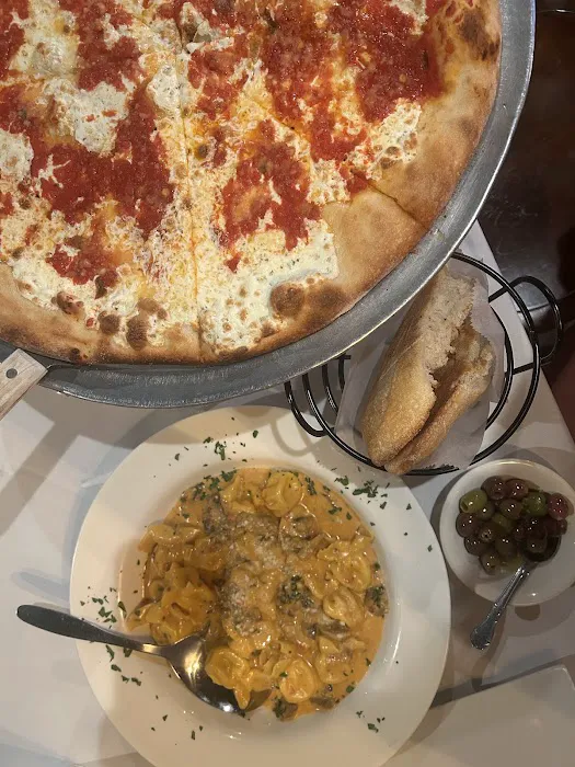 Mimmo's Brick Oven Pizza & Trattoria Picture 1