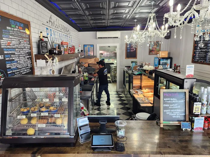 Anthony's Paninoteca Picture 3