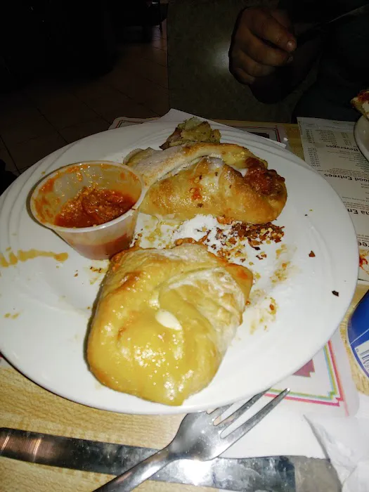 Riuniti Pizzeria & Restaurant Picture 4