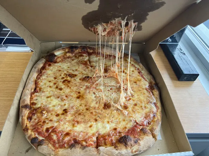 Riuniti Pizzeria & Restaurant Picture 7