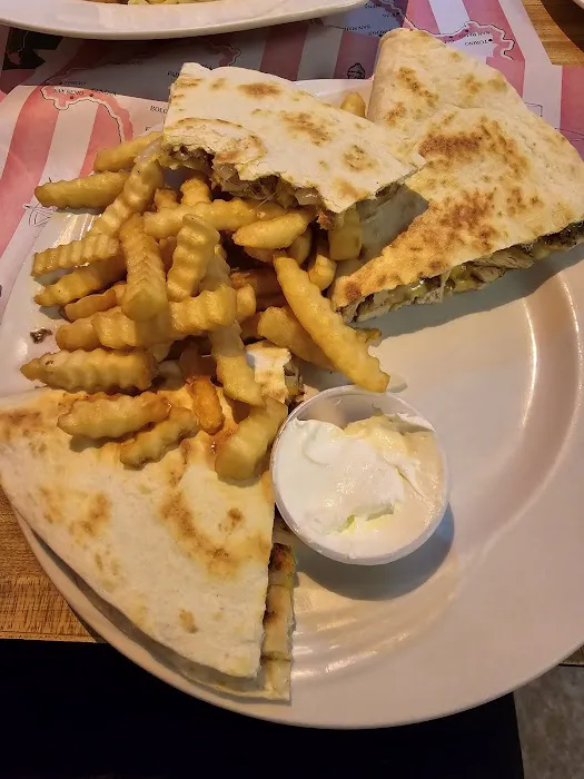 Riuniti Pizzeria & Restaurant Picture 6