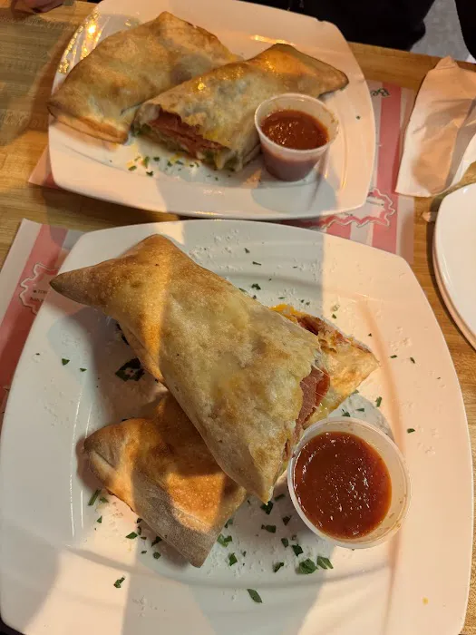 Riuniti Pizzeria & Restaurant Picture 3