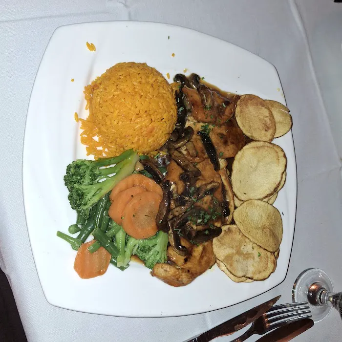 Santini Seafood and Steakhouse Picture 10