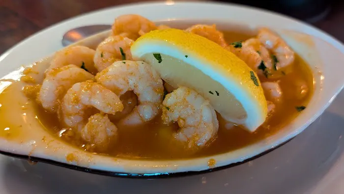 Santini Seafood and Steakhouse Picture 2