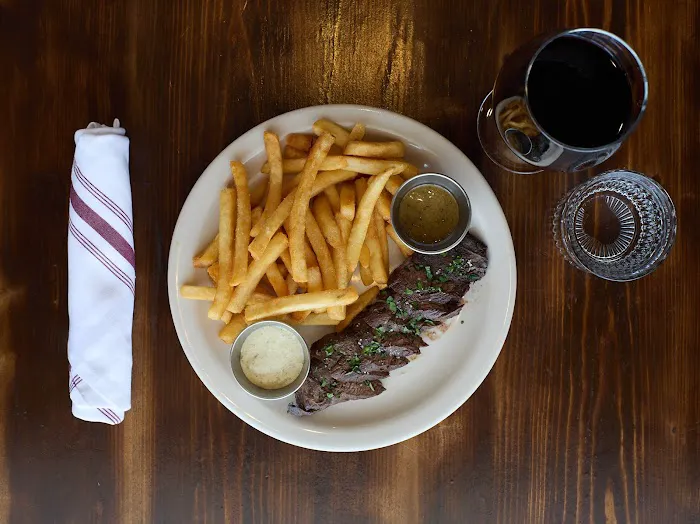 Adour Bistro Picture 4