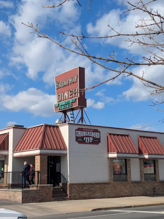 Broadway Diner Picture 5