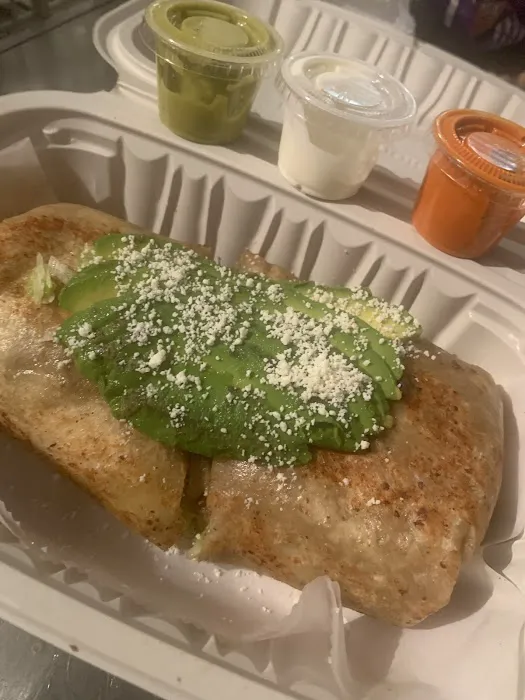 Tacos Mi Hogar Truck Picture 3