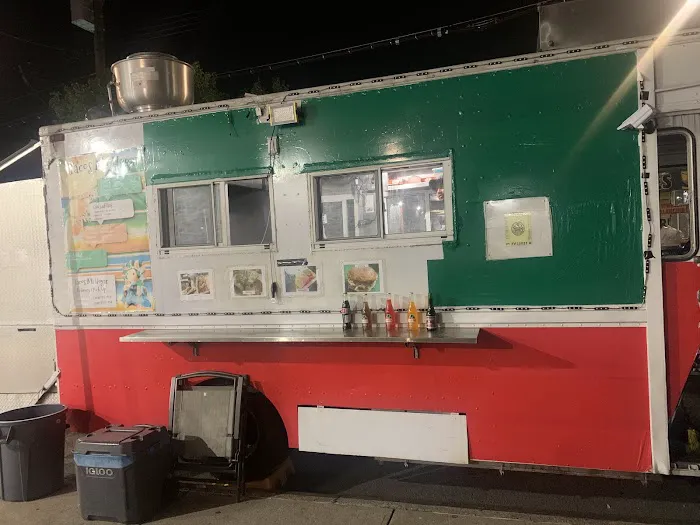 Tacos Mi Hogar Truck Picture 4