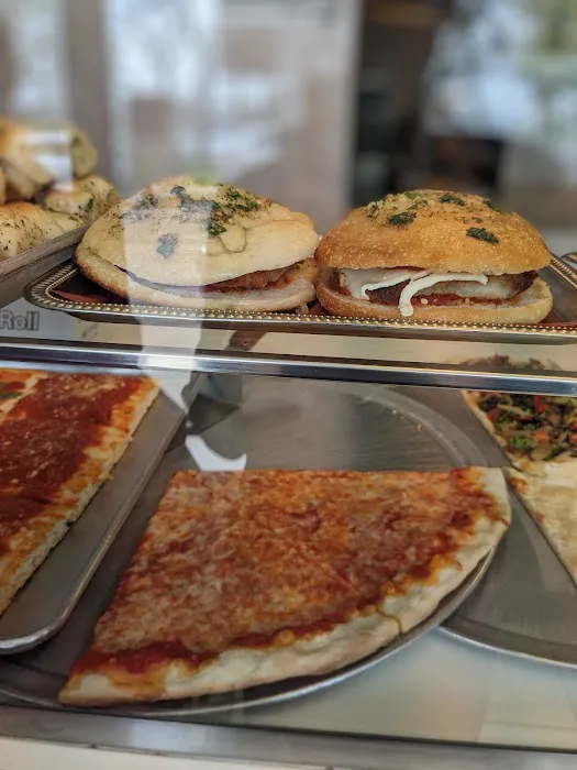 Crispy Pizza Picture 3