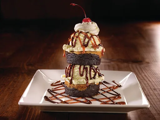 Dave & Buster's Staten Island Picture 1