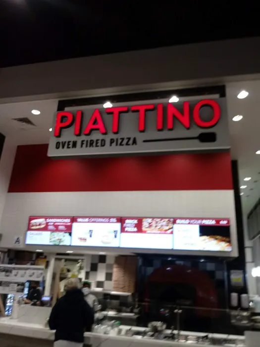 Piattino Oven Fired Pizza Picture 4