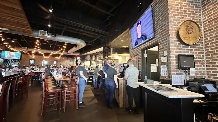 Tommys Tavern + Tap Picture 7