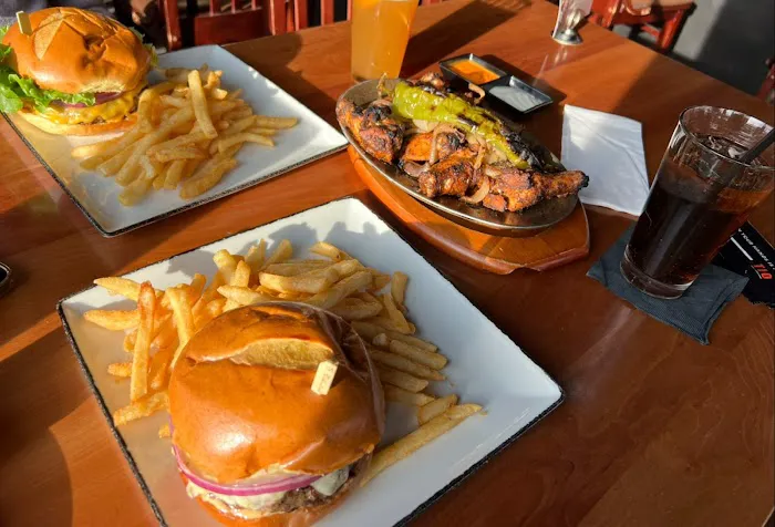 Tommys Tavern + Tap Picture 8