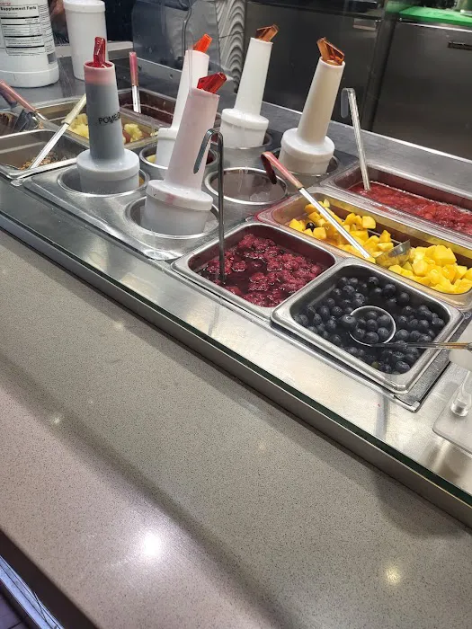 Bananas Smoothies And Frozen Yogurt Picture 7