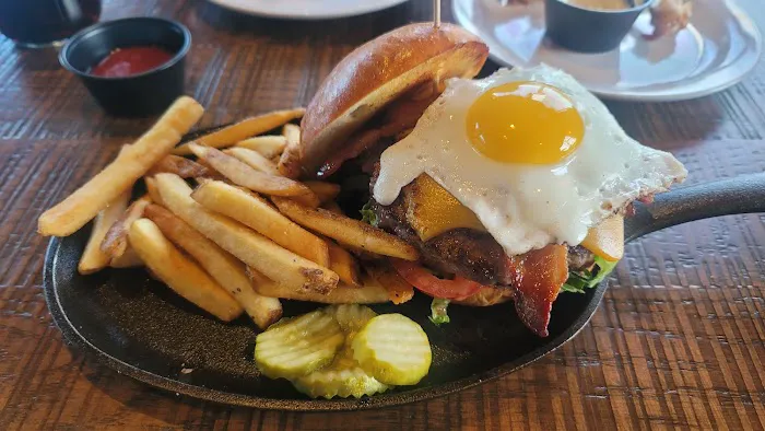 Whiskey Hideaway Picture 2