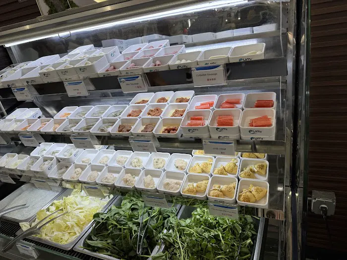 Umi Hotpot Sushi & Seafood Buffet Picture 3