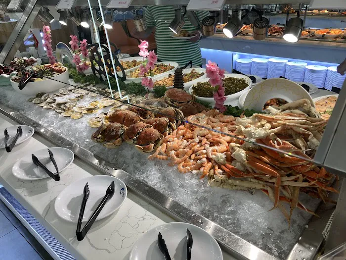 Umi Hotpot Sushi & Seafood Buffet Picture 10