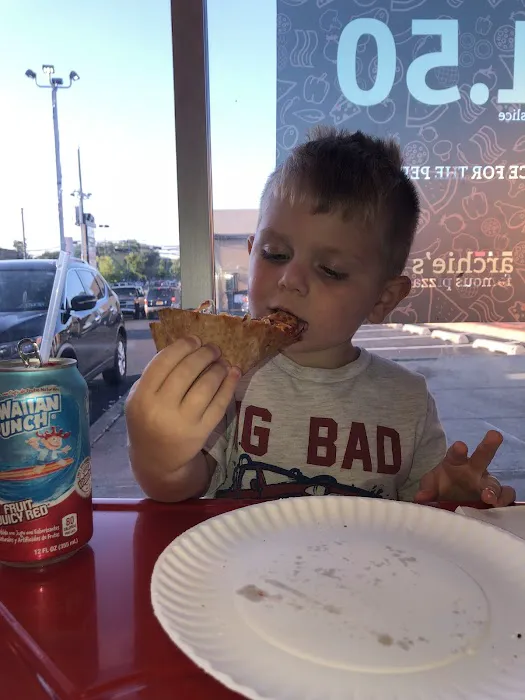 Archie’s Famous Pizza Picture 10