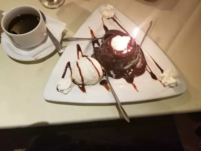 Chateau Madrid Restaurant & Bar Picture 1