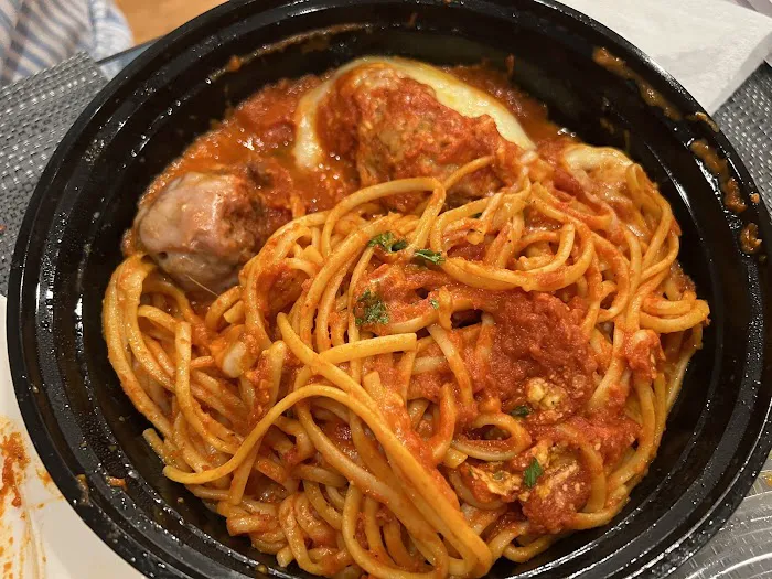 Verde's Pizza & Pasta House Picture 7