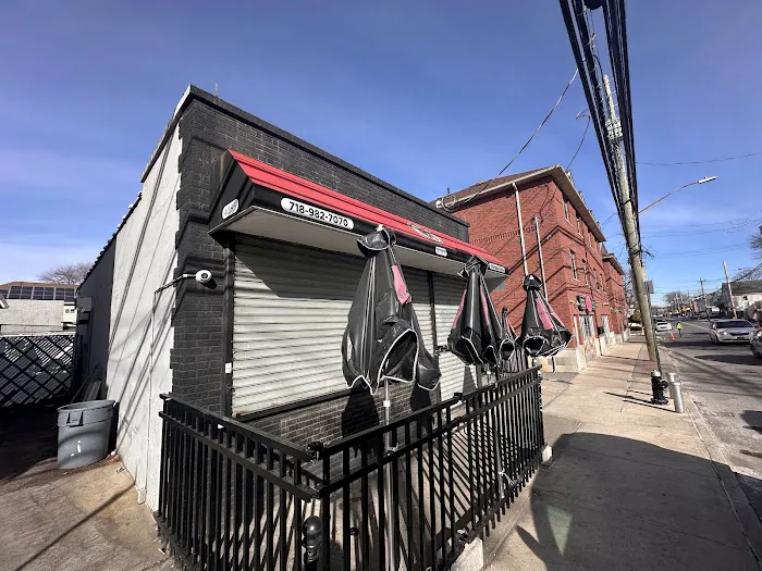 Verde's Pizza & Pasta House Picture 6