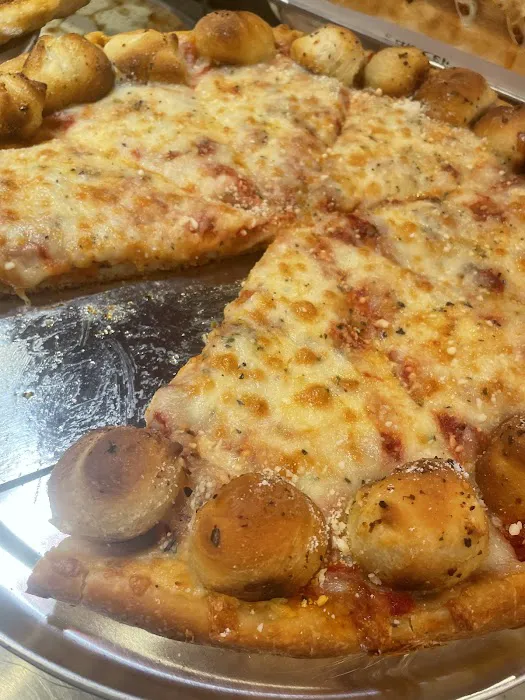 Verde's Pizza & Pasta House Picture 2