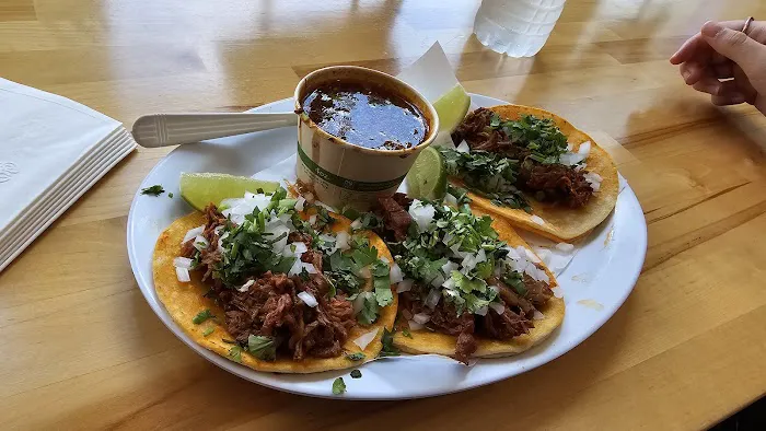 Taco Tpke (Taco Turnpike) Picture 2