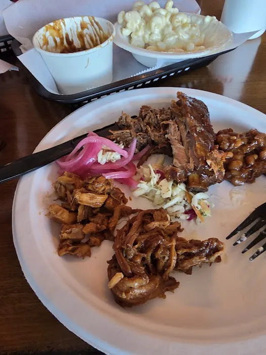 Smoke Shack BBQ & Burgers Pompton Lakes Picture 3