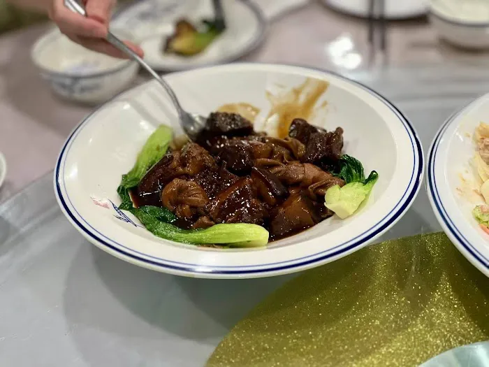 M&T Restaurant Picture 3