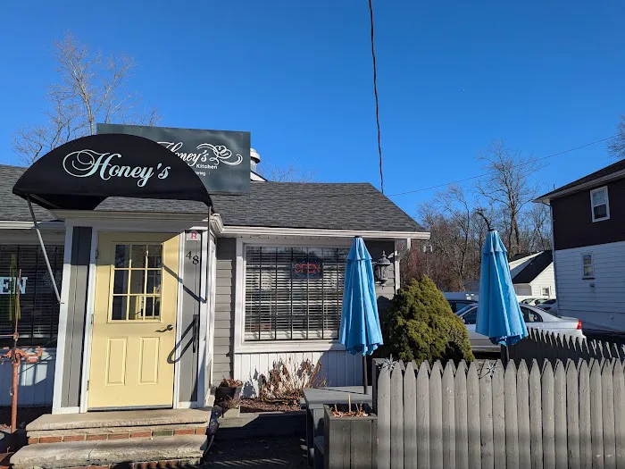 Honey's Kitchen Picture 5