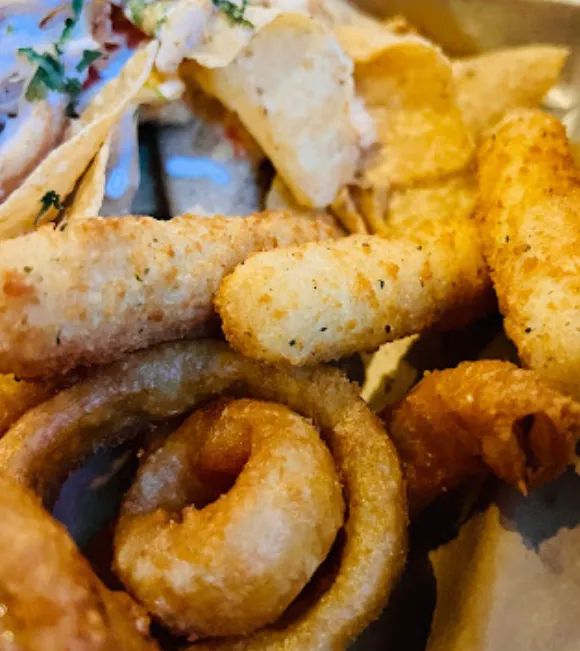 Buffalo Wild Wings Picture 6