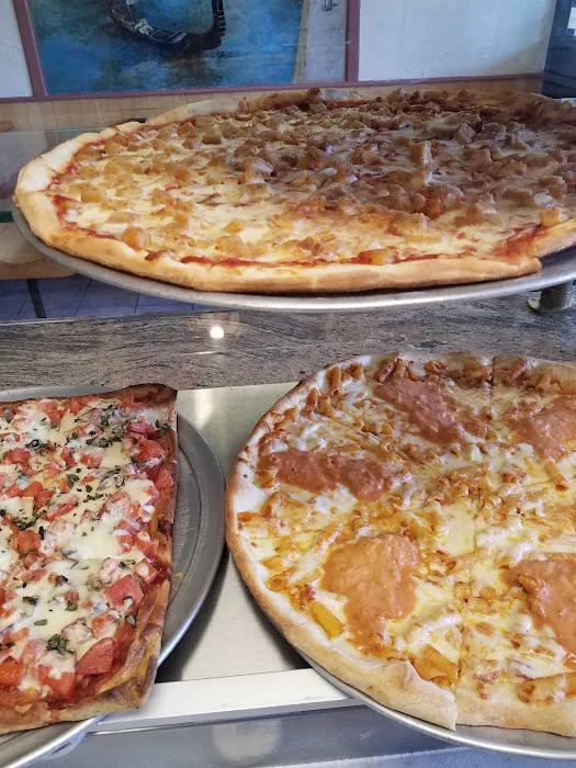 Joe's Pizza Picture 2