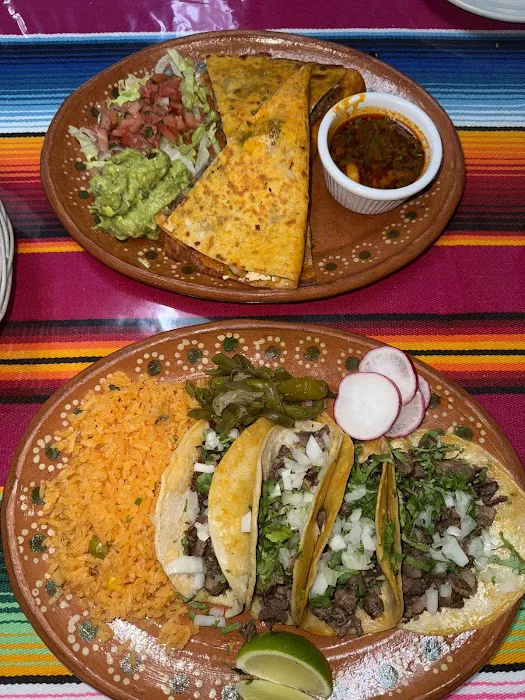 Los Carnales Mexican Restaurant Picture 10