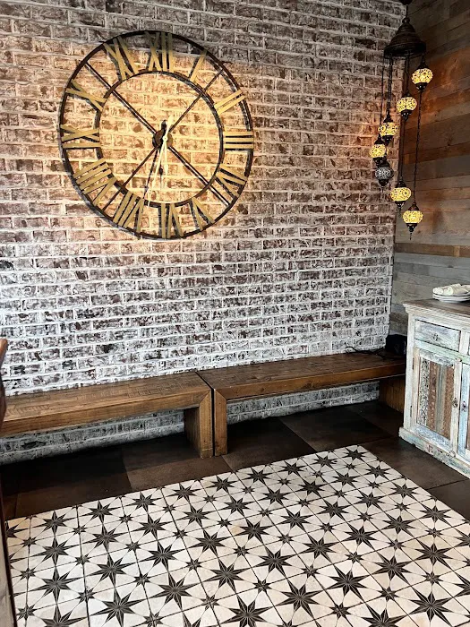 Mezza Livingston Picture 10