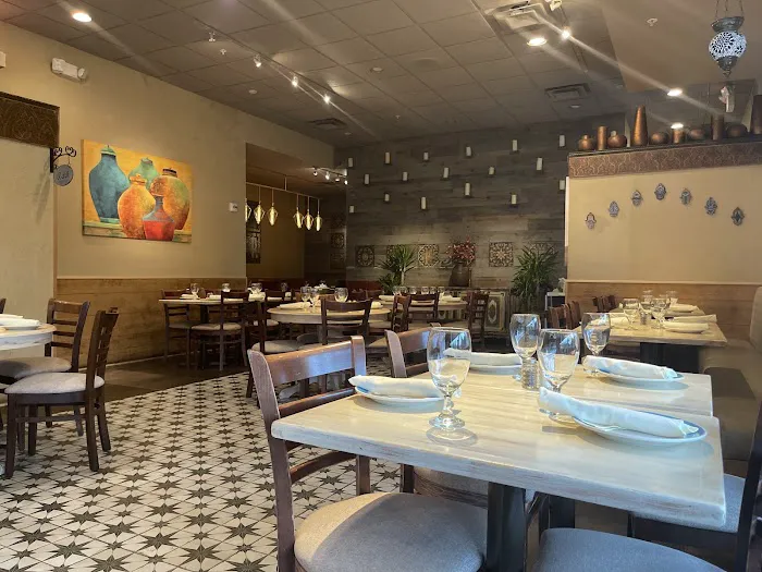 Mezza Livingston Picture 3