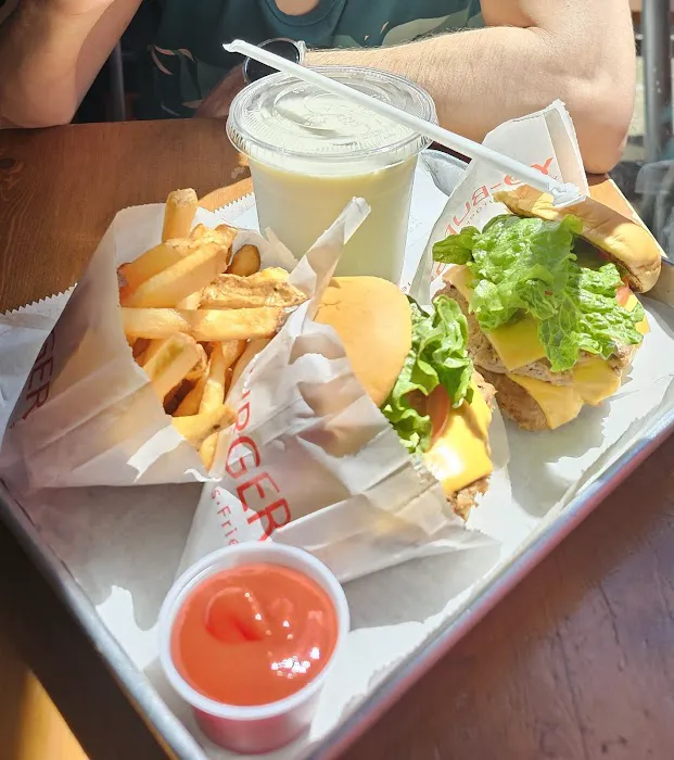 Yo-Burger Picture 1